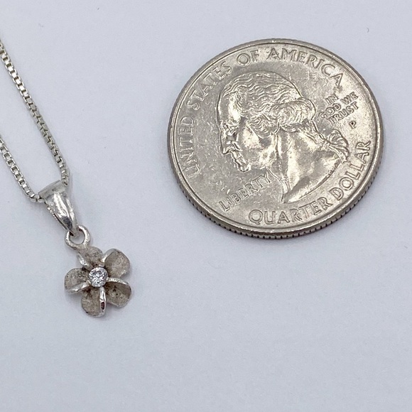 Vintage Sterling Silver Plumeria Flower Pendant Necklace - Picture 10 of 11
